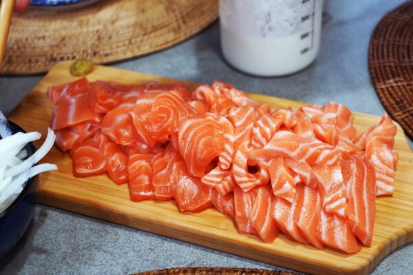 Frozen Salmon Bits & Pieces Skin Off